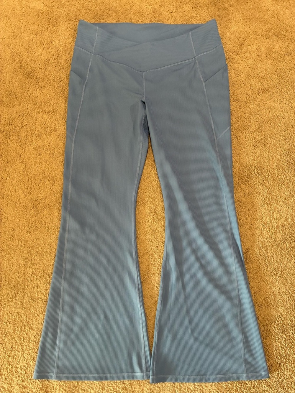 Fabletics Oasis Rib HW Crossover Kick Flare Women XXL/1X Elemental Blue Stretch